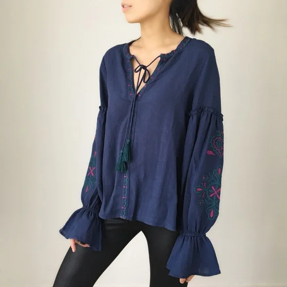 BOHO EMBROIDERED TASSELS TOP - Picture 4 of 10